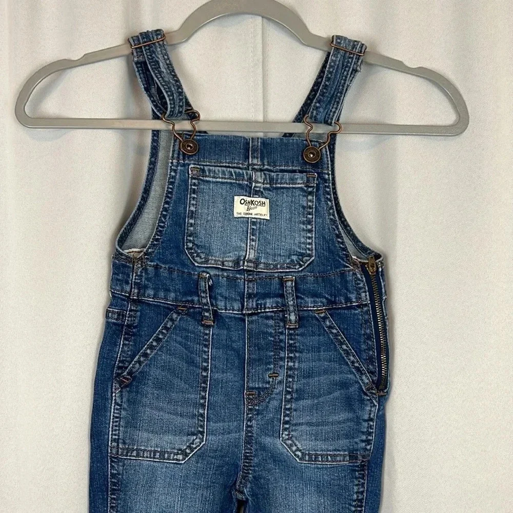 OshKosh Toddler‎ Size 4 Skinny Leg Frayed Hem Pockets Cotton Blend Jean Overall